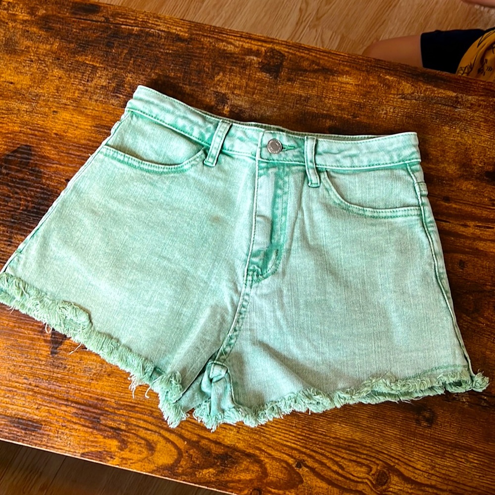 NWT emerald green shorts
